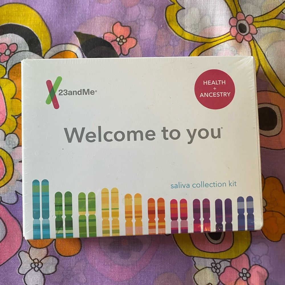 brand new unopened 23andMe Welcome To You Saliva Collection Kit - Multicolor